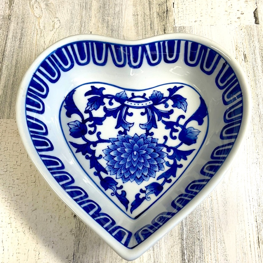 HEART DISH LA DOLCE VITA BLUE SCROLL COLLECTION VALENTINE KITCHEN…